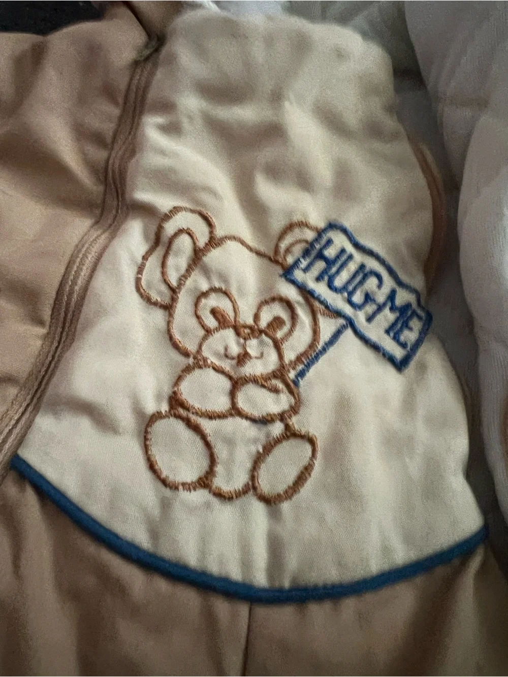 Vintage Tan Bear “Hug Me” infant Zip snowsuit Pram suit 12 M w/hand covers